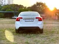 White Volvo S60 D3