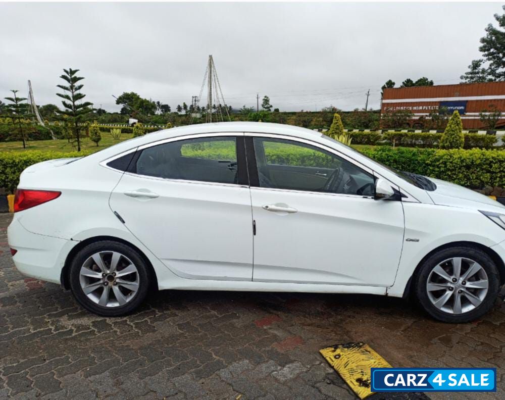 Hyundai Verna VERNA 1.6 CRDI SX BSIV