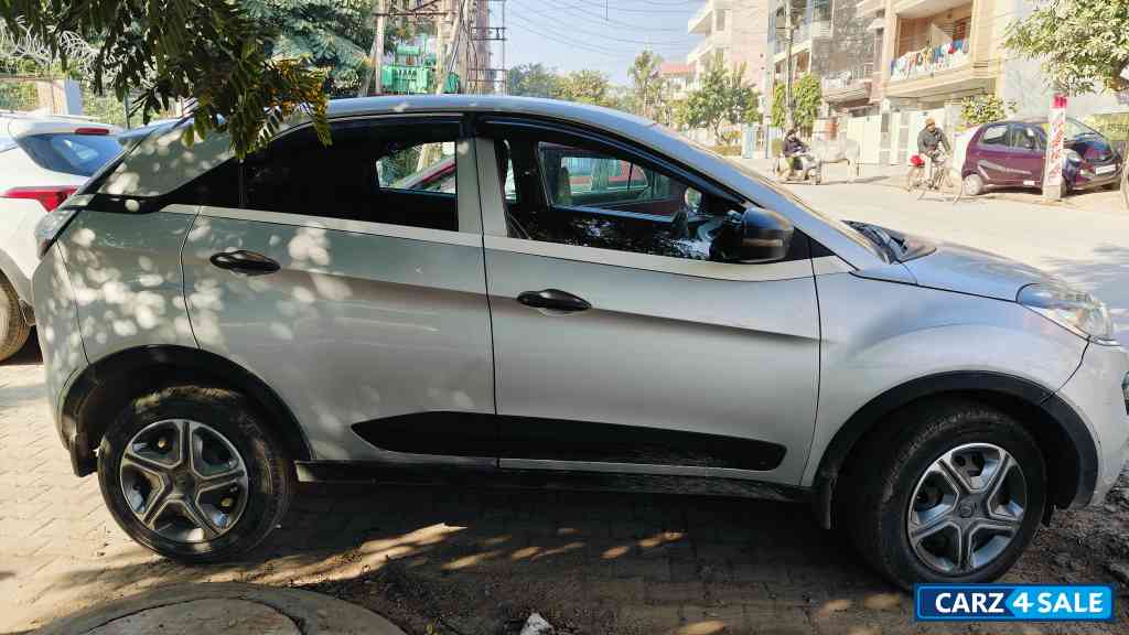 Tata Nexon XM