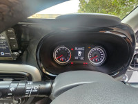 White Hyundai i10 asta automatic