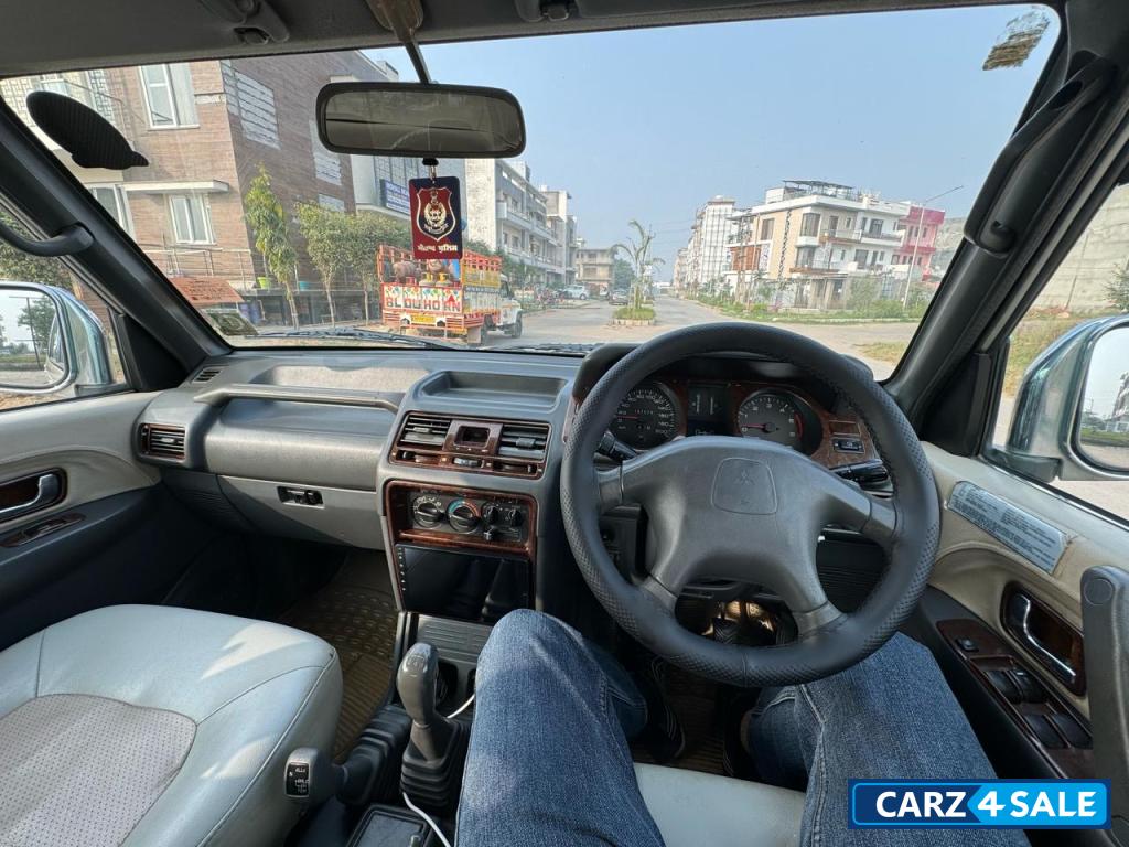 Mitsubishi Pajero Glx