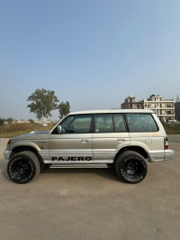 Mitsubishi Pajero Glx