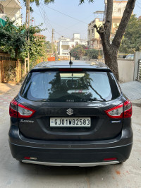 Granite Grey Maruti Suzuki S-Cross Hybrid sigma