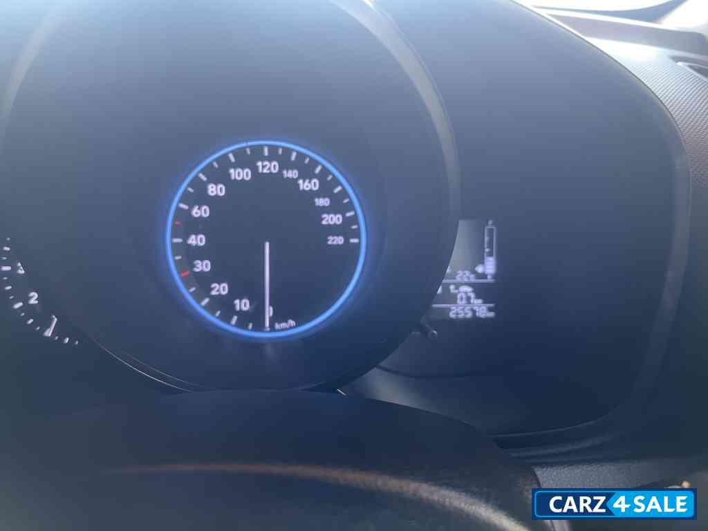 Hyundai Venue SX CRDI 1.5 MT