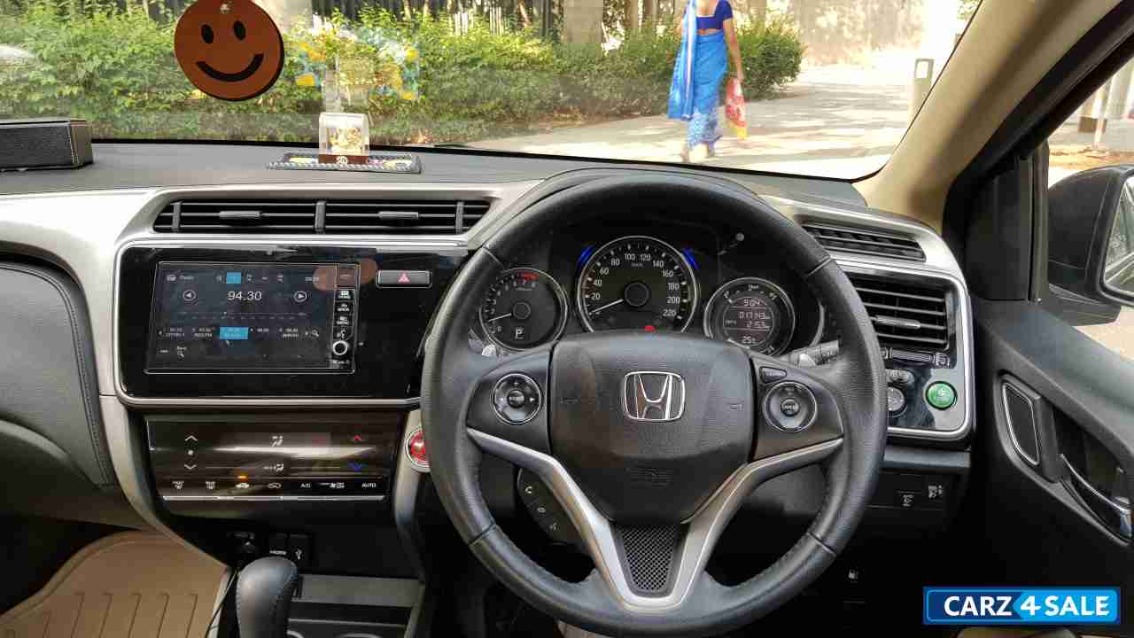 Golden Brown Honda City ZX CVT Golden Brown Honda City ZX CVT
