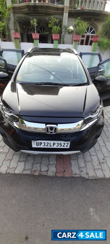 Brown Honda WR-V Vx idtec Brown Honda WR-V Vx idtec