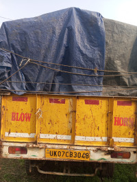 Mahindra  Bolero maxitruck