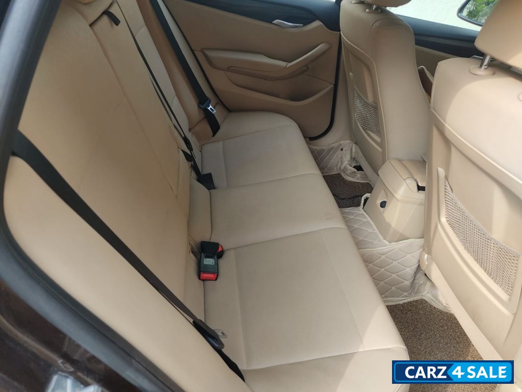 Brown BMW X1 xDrive 20d xLine