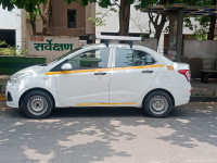 White Hyundai Xcent White