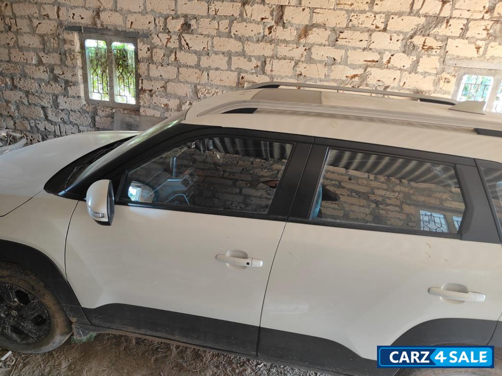 Maruti Suzuki Vitara Brezza Zxiplush haybrid