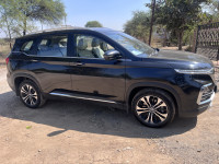 MG Hector Hybrid sharp