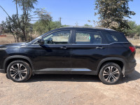 MG Hector Hybrid sharp
