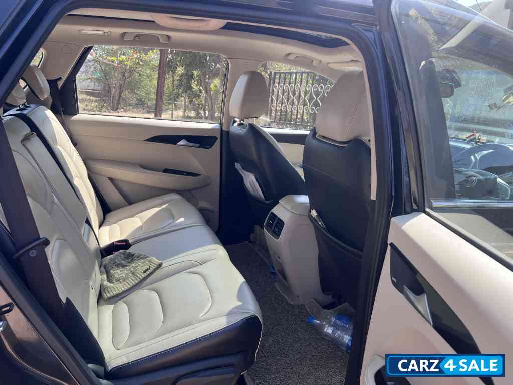 MG Hector Hybrid sharp MG Hector Hybrid sharp