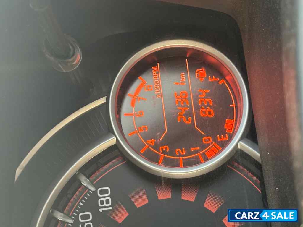 Maruti Suzuki Wagon R Zxi and cng