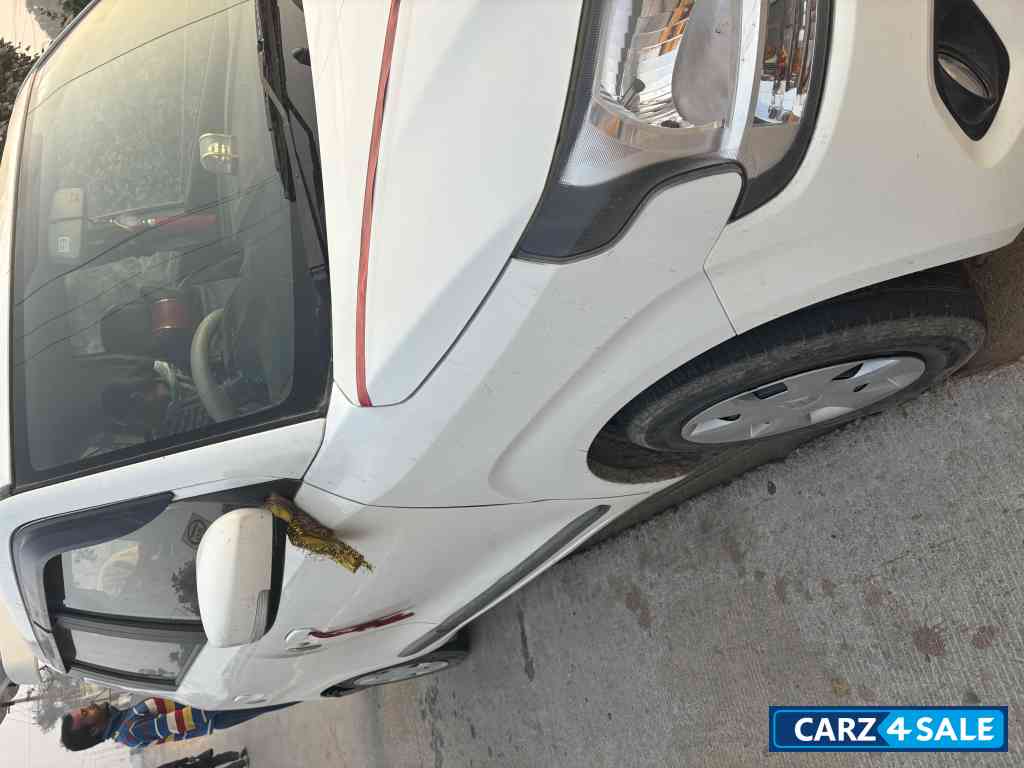 Maruti Suzuki Wagon R Zxi and cng