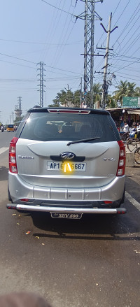 Mahindra XUV 500 W8 Diesel