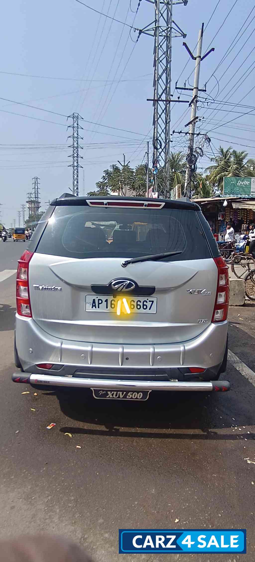 Mahindra XUV 500 W8 Diesel