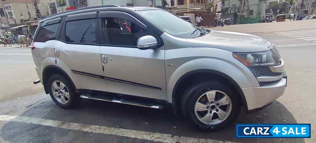 Mahindra XUV 500 W8 Diesel