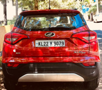 Red Mahindra XUV300 W8(o)