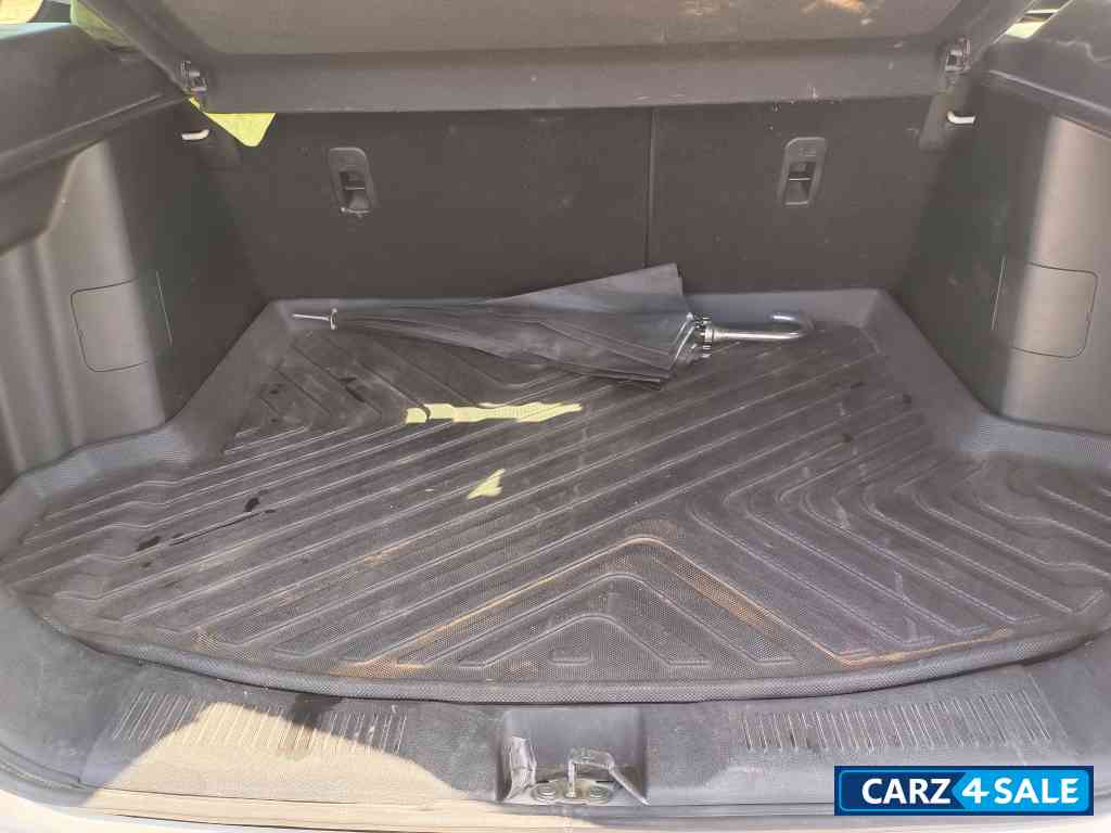 Toyota Urban Cruiser Hyryder V Neo drive