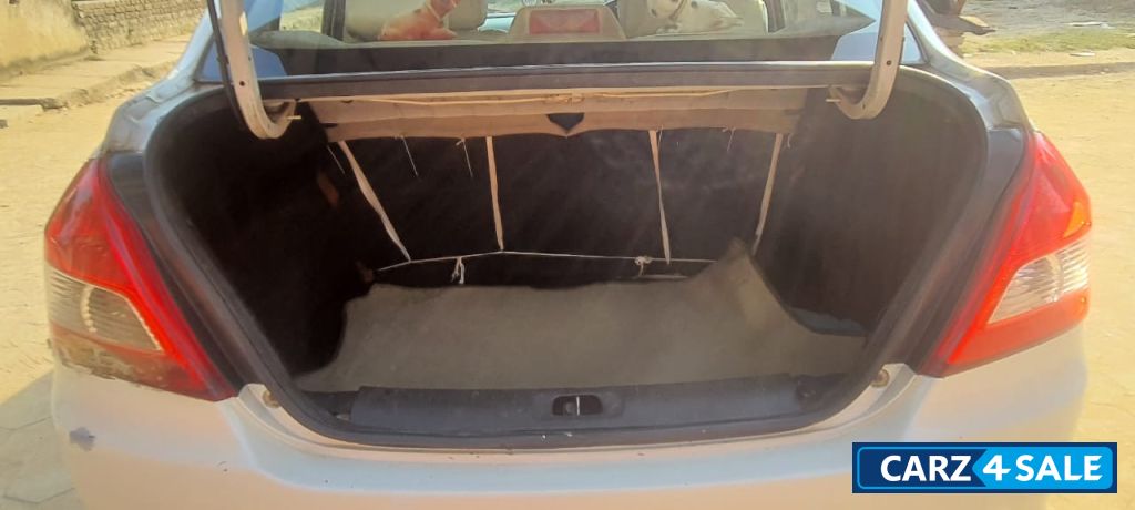 Maruti Suzuki Dzire VDI