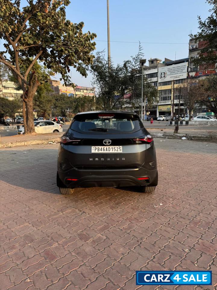Tata Harrier XM