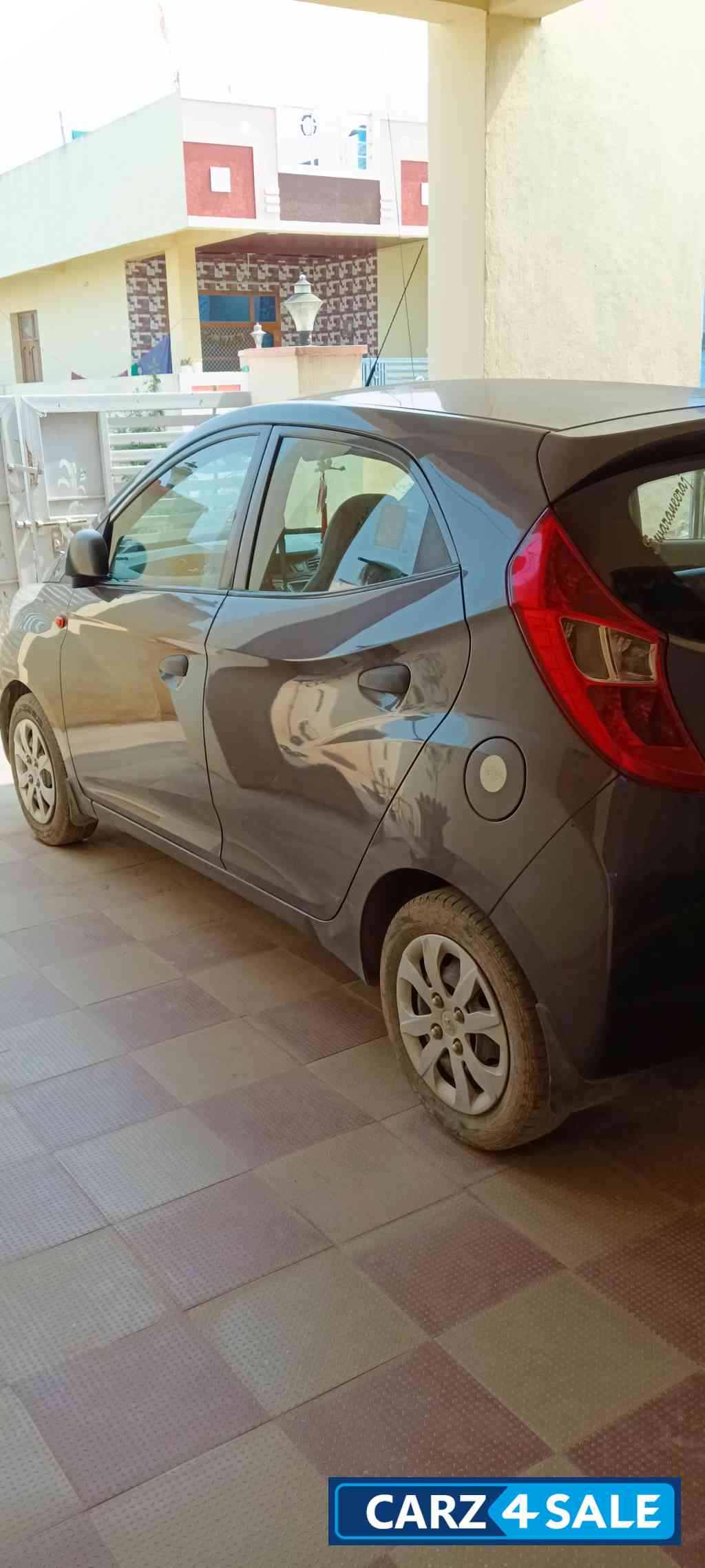 Hyundai Eon Magna+