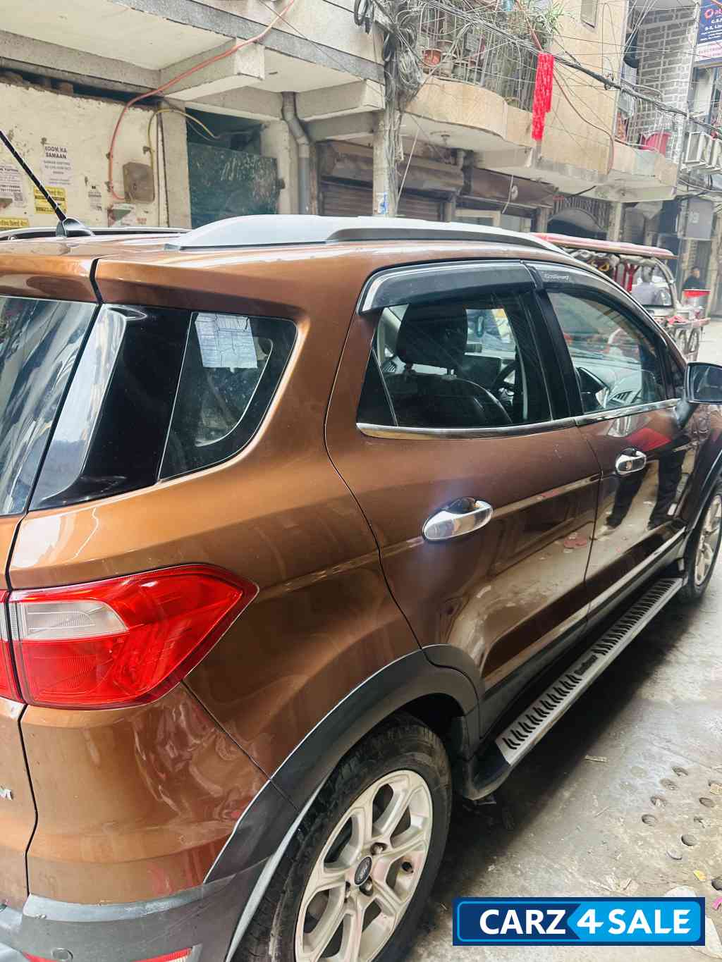 Ford Ecosport Titanium + 1.5 L Petrol sunroof