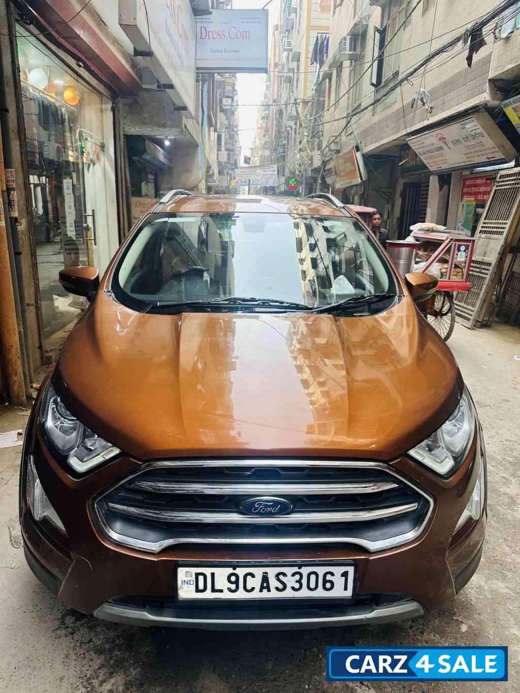 Ford Ecosport Titanium + 1.5 L Petrol sunroof