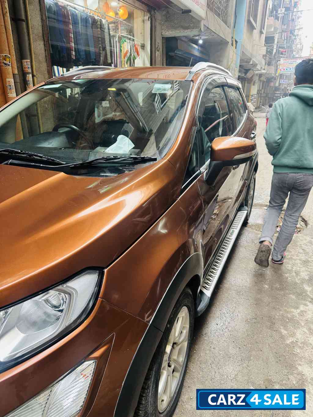 Ford Ecosport Titanium + 1.5 L Petrol sunroof