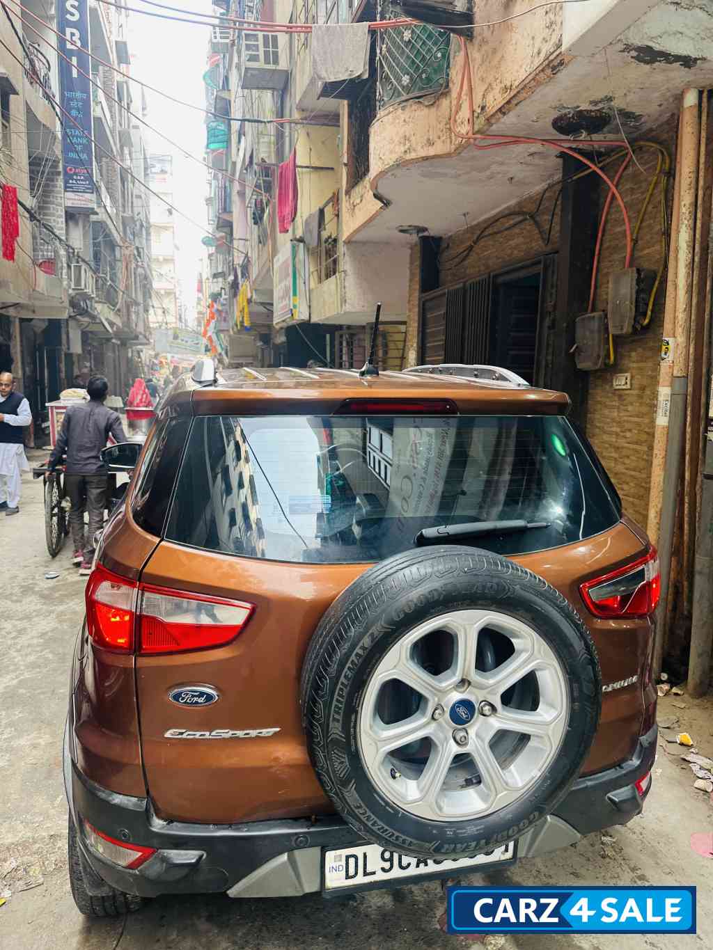 Ford Ecosport Titanium + 1.5 L Petrol sunroof