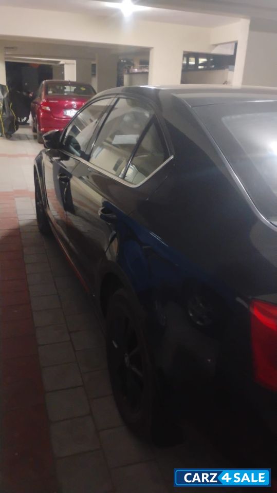 Black Skoda Octavia
