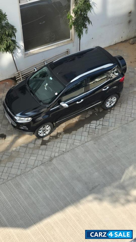 Black Ford Ecosport Titanium 1.5L TDCi