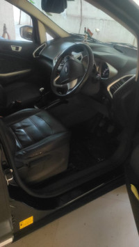 Black Ford Ecosport Titanium 1.5L TDCi