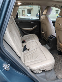 Mettalic Grey Audi Q5 Petrol