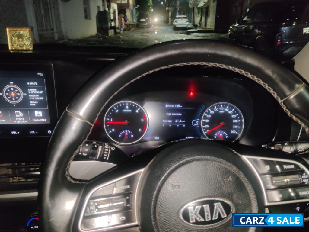 Kia Seltos Htxplus 1.5 mt diesel