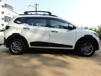 Renault Triber RXZ MT