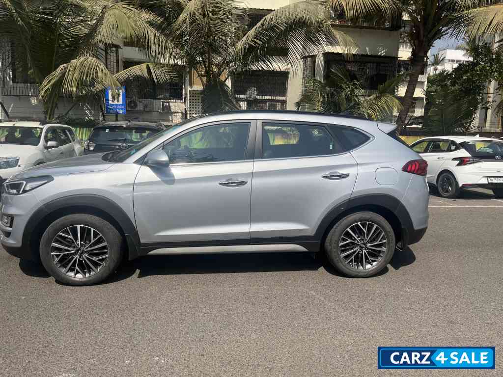 Typhoon Silver Hyundai Tucson VTVT AUTO GLS Typhoon Silver Hyundai Tucson VTVT AUTO GLS