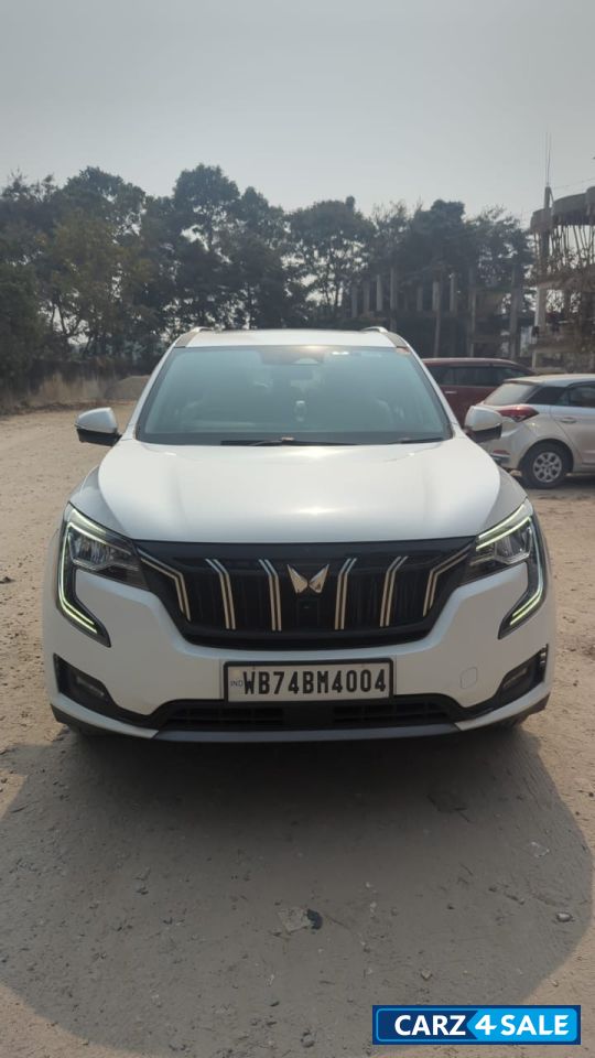 Mahindra XUV700 Luxury