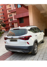 Clear White Kia Seltos HTK 1.5 PETROL