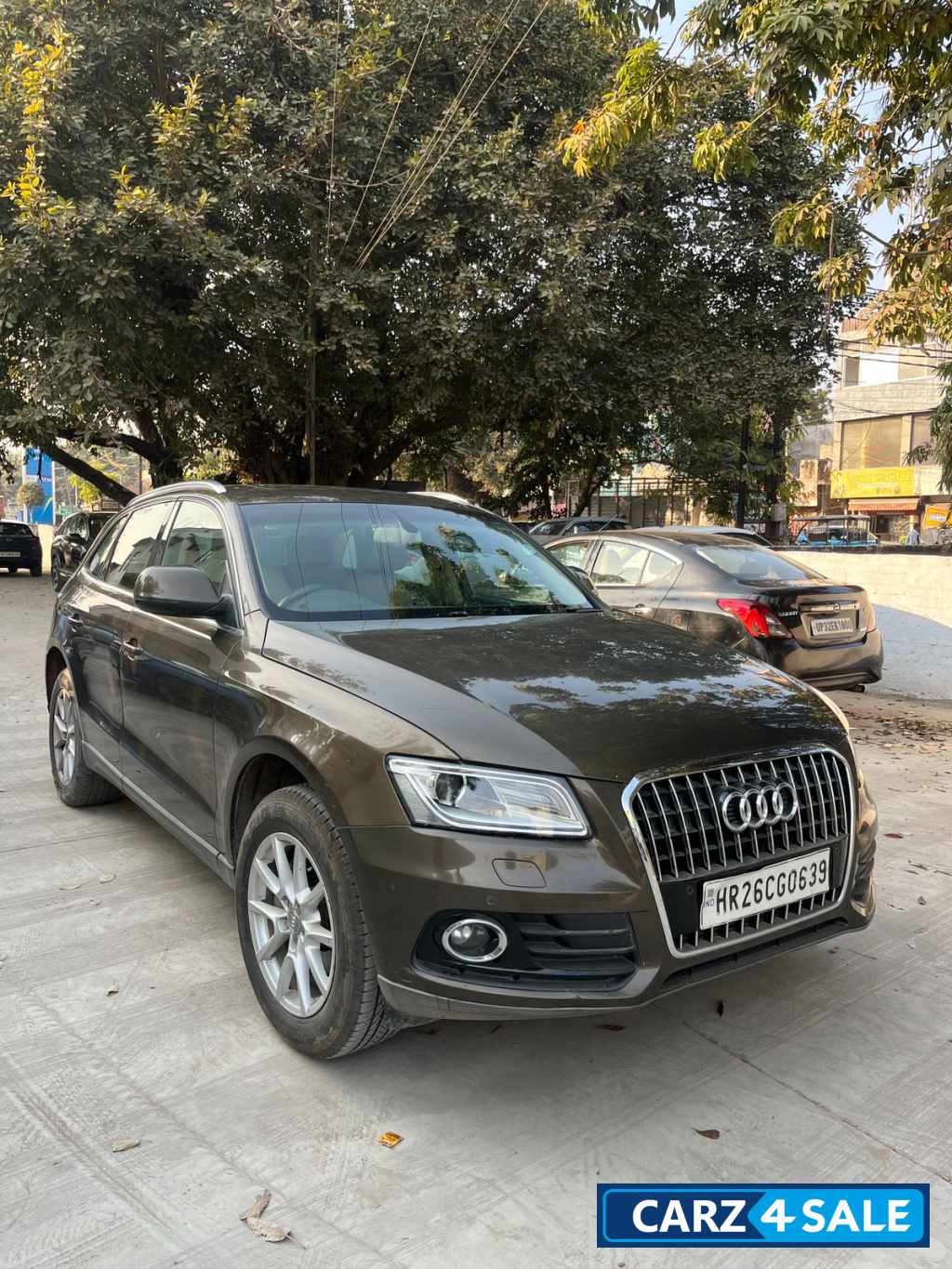 Maya Brown Audi Q5 Premium plus