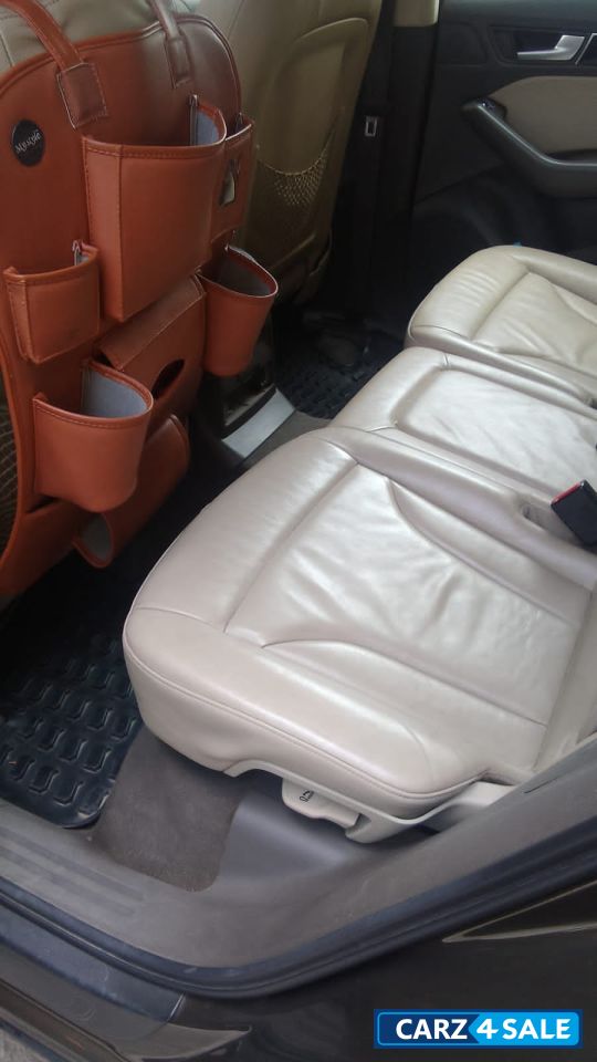 Maya Brown Audi Q5 Premium plus