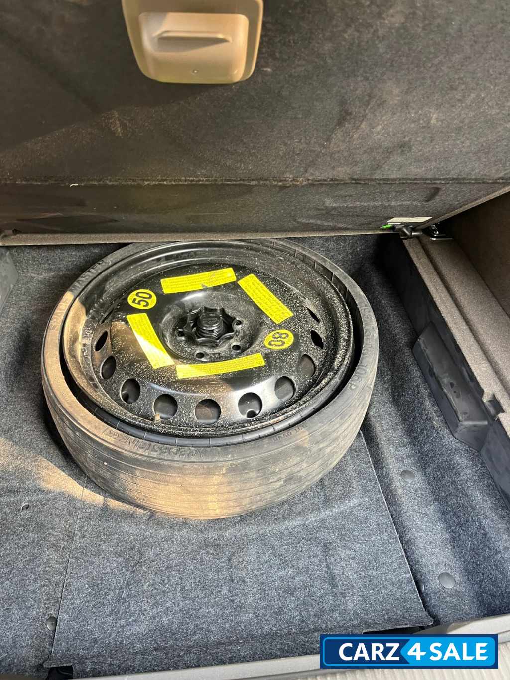 Maya Brown Audi Q5 Premium plus