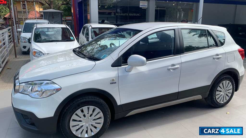 Maruti Suzuki S-Cross SIGMA