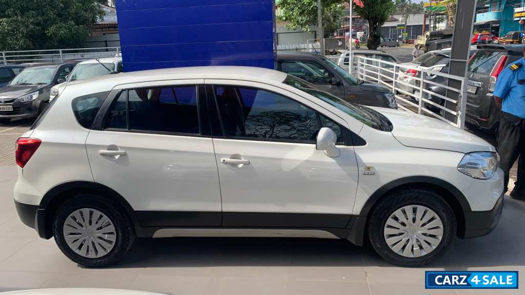 Maruti Suzuki S-Cross SIGMA