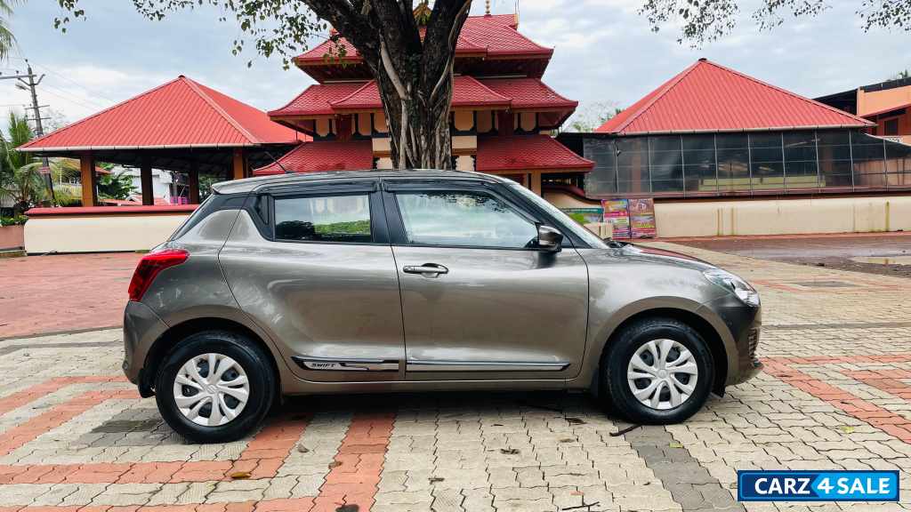 Maruti Suzuki Swift VXI