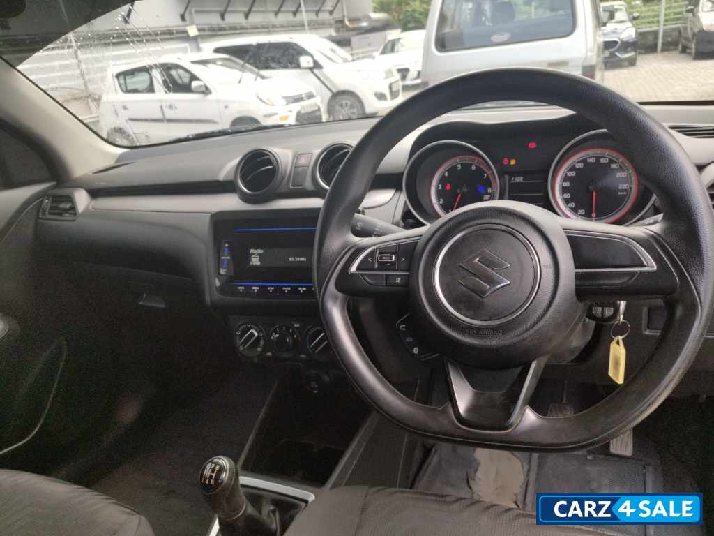 Maruti Suzuki Swift VXI Maruti Suzuki Swift VXI