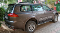 Earth Brown Mitsubishi Pajero Pajero Sports 4x4