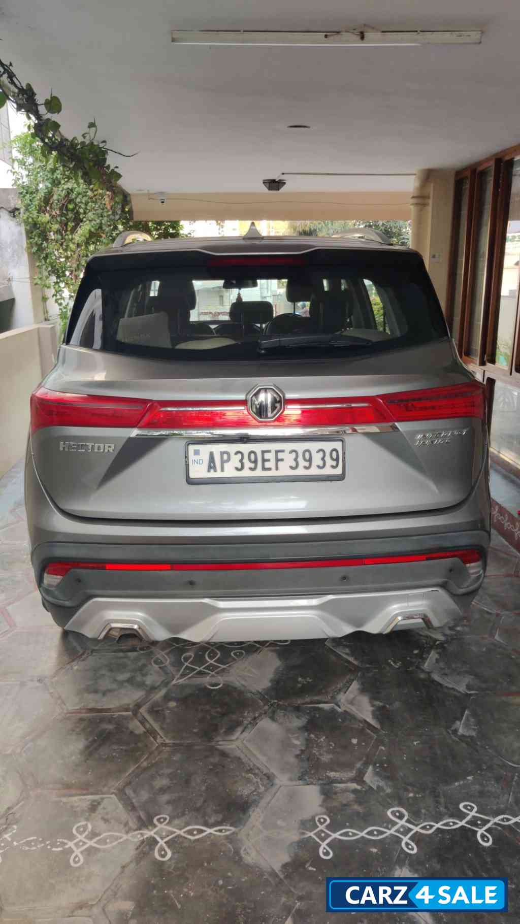 MG Hector 1.5 sharp dct