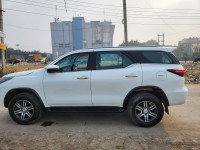 Toyota Fortuner 2.7 MT Petrol